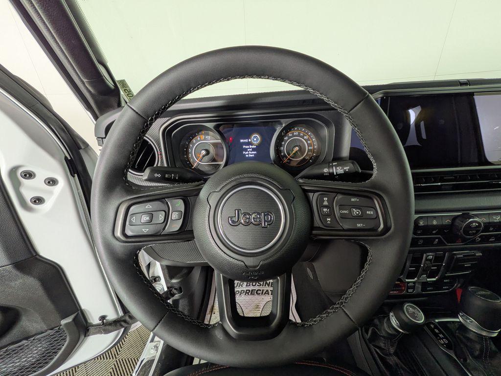 new 2025 Jeep Gladiator car, priced at $51,538