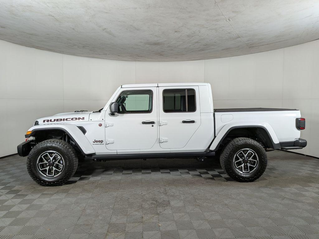 new 2025 Jeep Gladiator car, priced at $51,538
