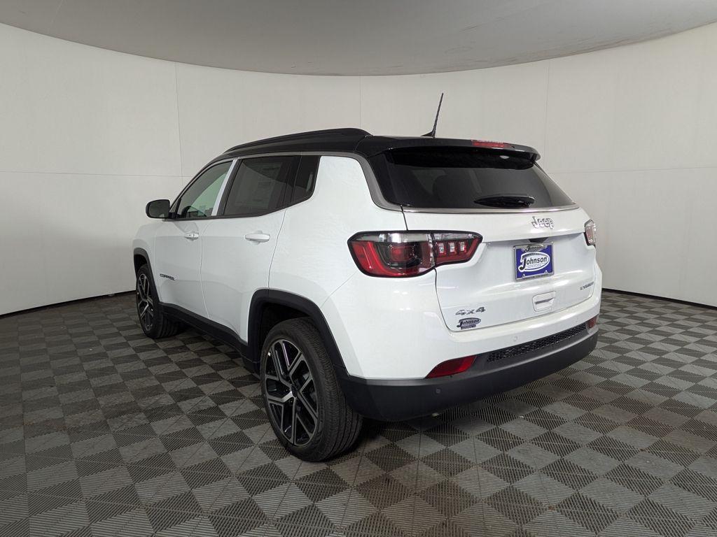 new 2025 Jeep Compass car, priced at $31,924