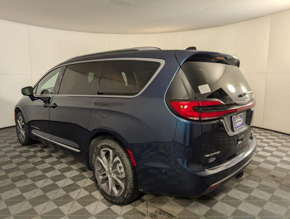 new 2025 Chrysler Pacifica car, priced at $55,008