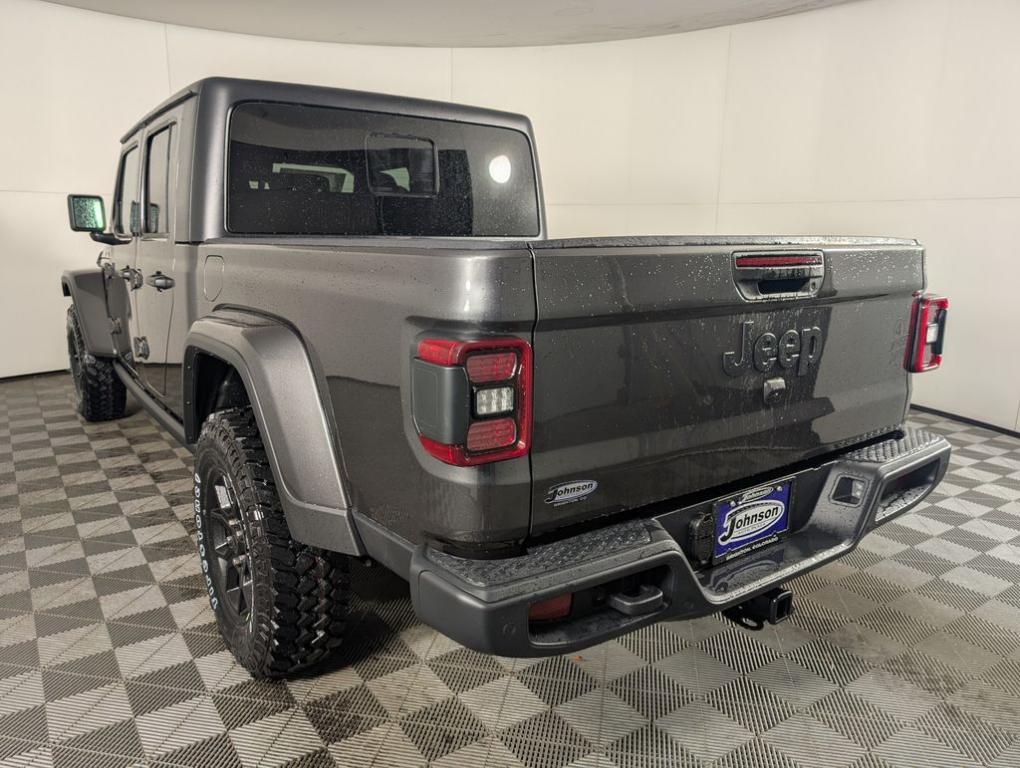 new 2025 Jeep Gladiator car, priced at $50,579