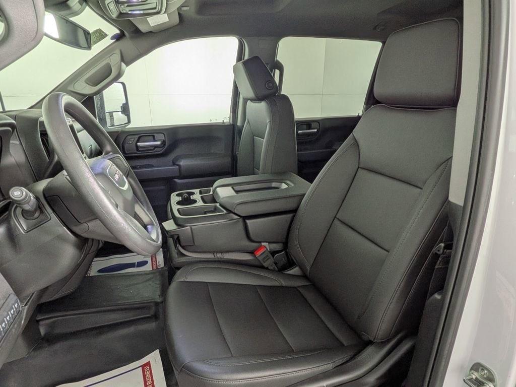 new 2025 GMC Sierra 2500 car, priced at $60,674