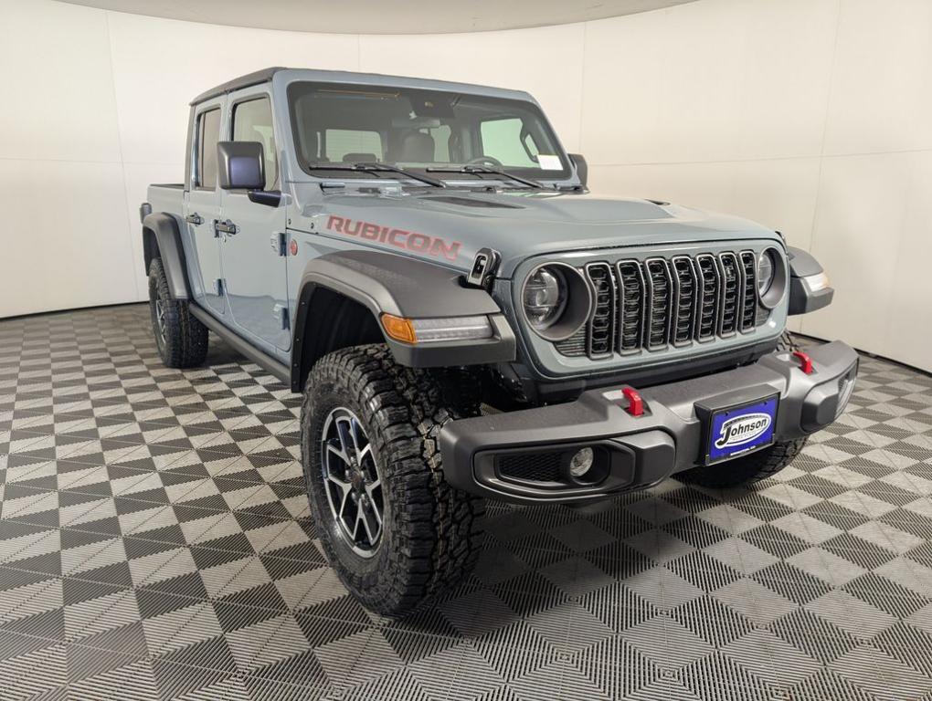 new 2025 Jeep Gladiator car, priced at $57,574