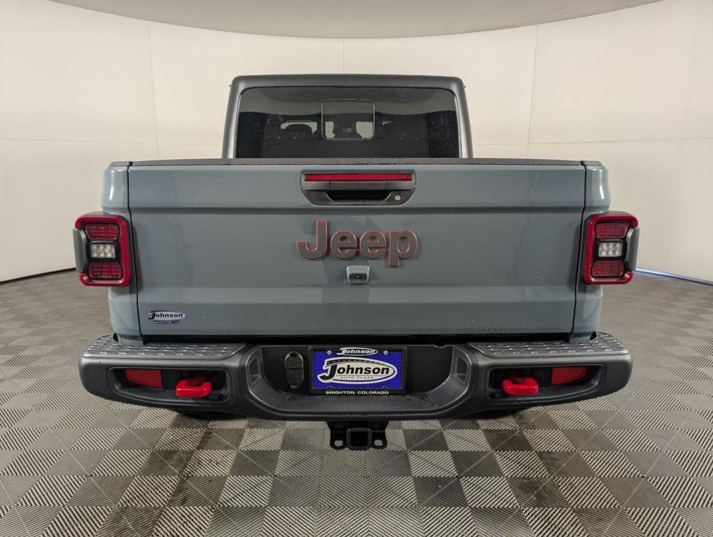 new 2025 Jeep Gladiator car, priced at $57,574