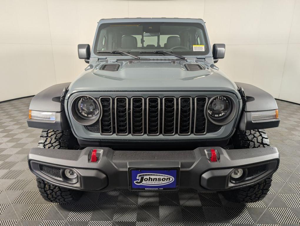 new 2025 Jeep Gladiator car, priced at $57,574