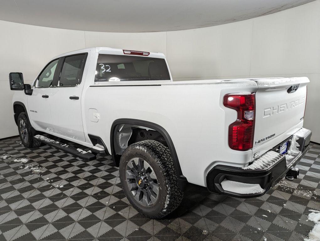 new 2024 Chevrolet Silverado 2500 car, priced at $57,541