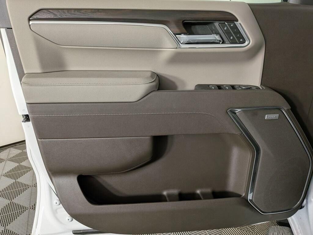 new 2025 GMC Sierra 1500 car, priced at $59,997