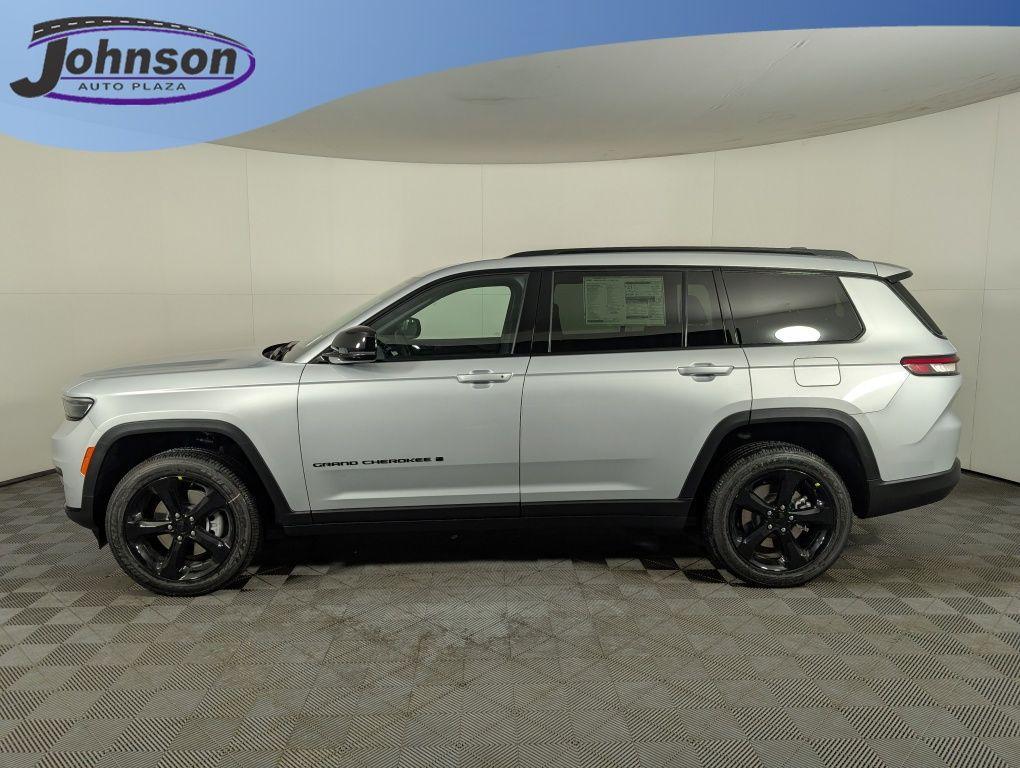 new 2025 Jeep Grand Cherokee L car, priced at $45,824