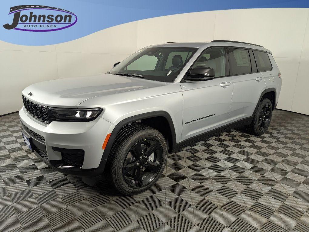 new 2025 Jeep Grand Cherokee L car, priced at $45,824