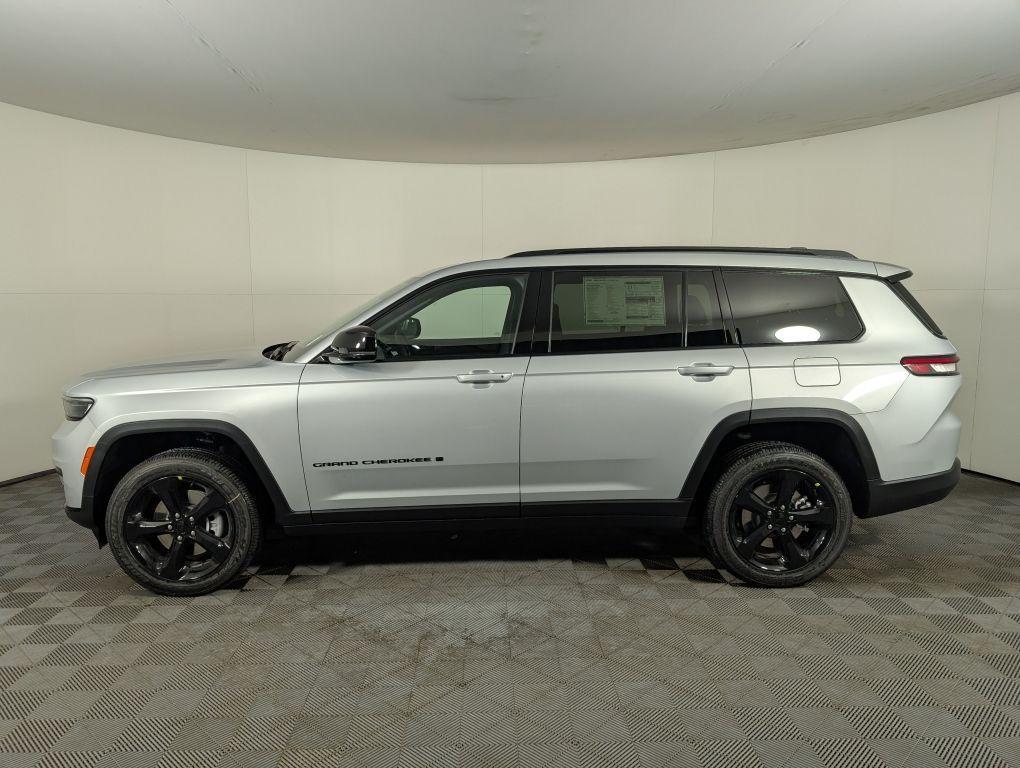 new 2025 Jeep Grand Cherokee L car, priced at $46,821