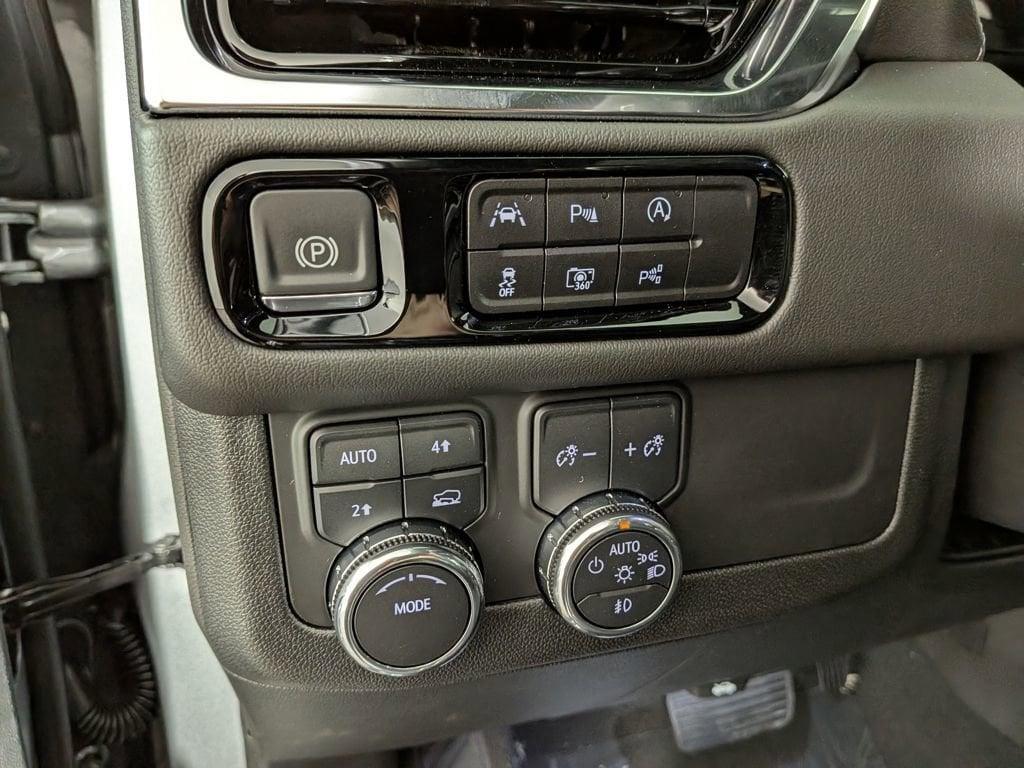 new 2025 GMC Yukon XL car, priced at $88,246