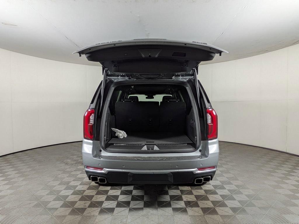 new 2025 GMC Yukon XL car, priced at $88,246