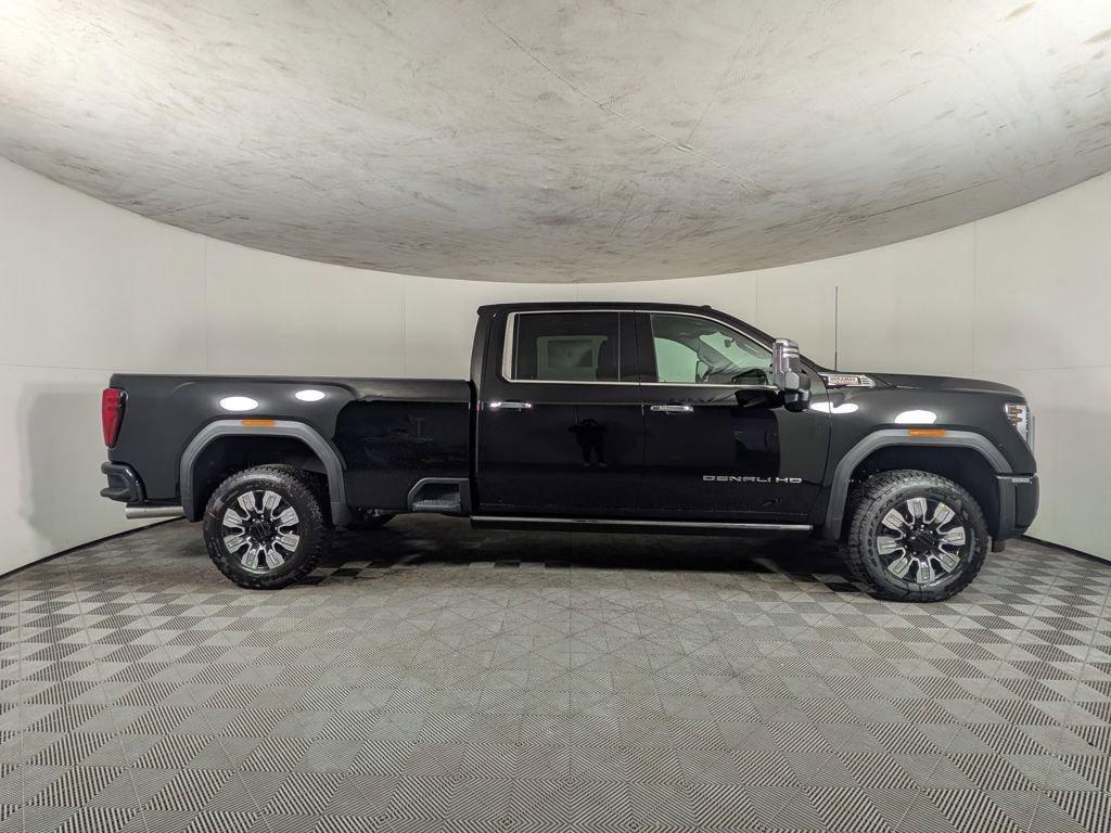 new 2025 GMC Sierra 3500 car, priced at $85,557