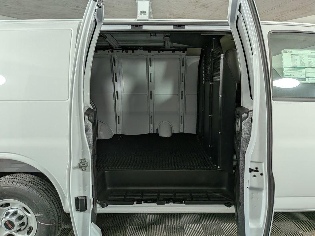 new 2025 GMC Savana 2500 car, priced at $51,677