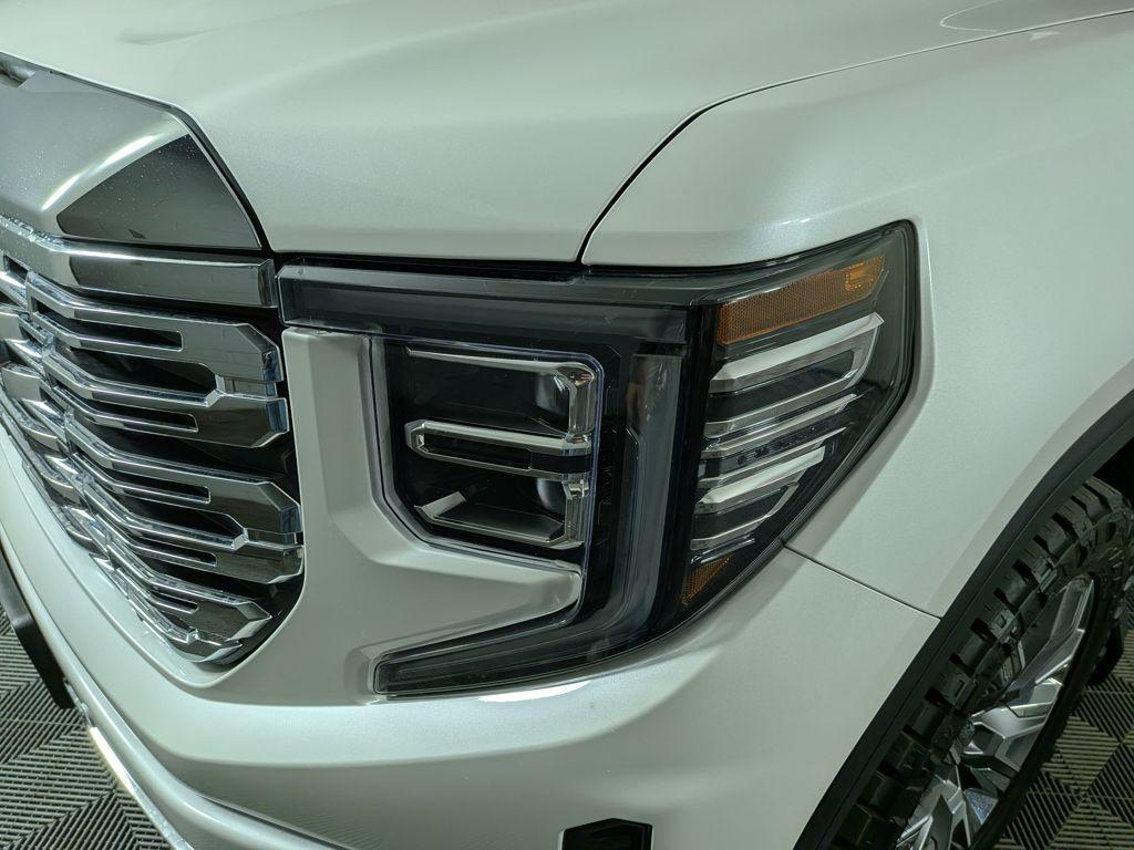 used 2023 GMC Sierra 1500 car, priced at $58,488