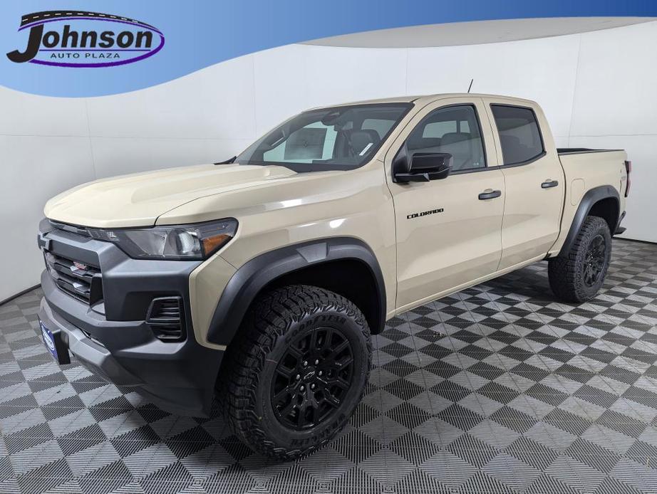 new 2024 Chevrolet Colorado car, priced at $42,818