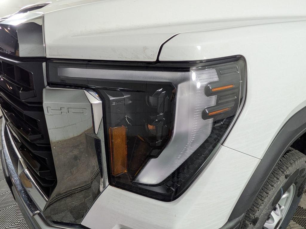 new 2025 GMC Sierra 2500 car, priced at $60,674