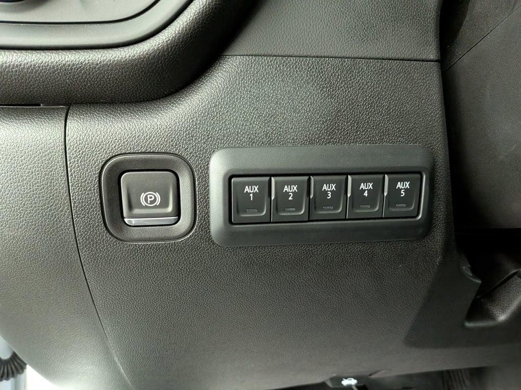 new 2025 GMC Sierra 2500 car, priced at $60,674