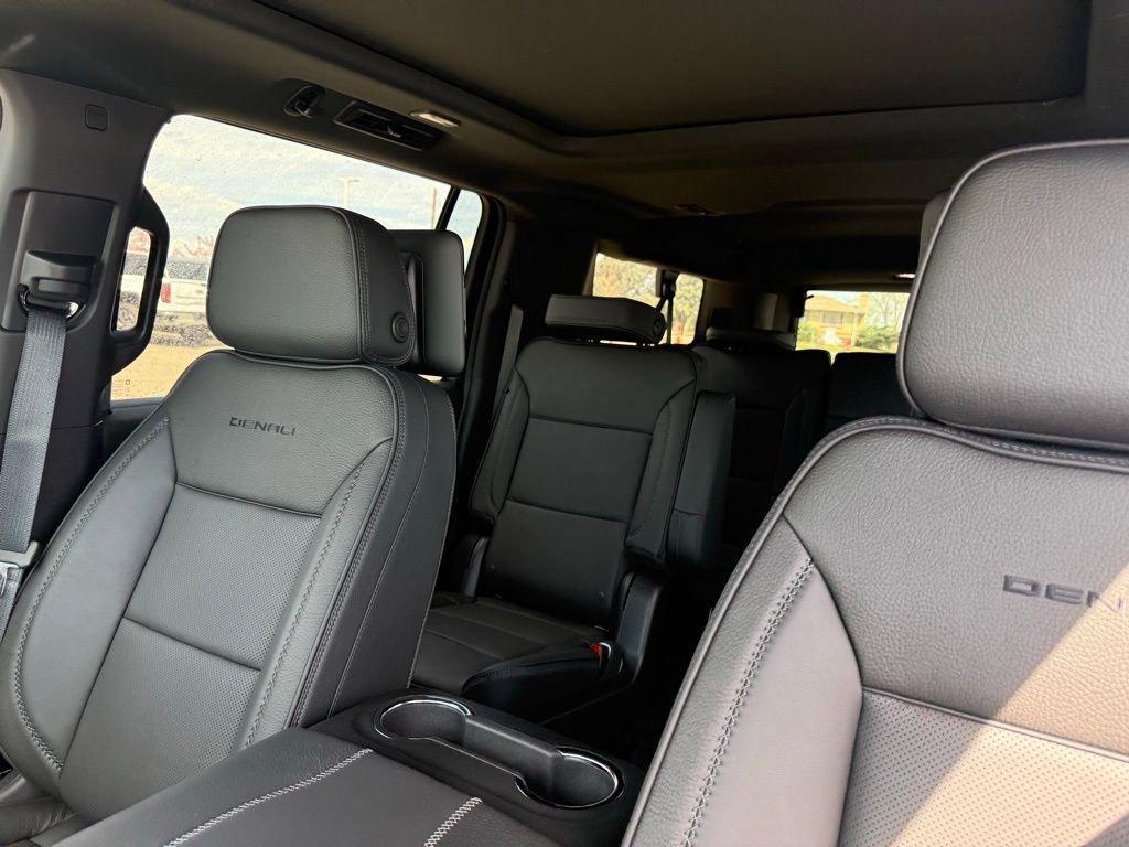 new 2025 GMC Yukon XL car, priced at $99,319