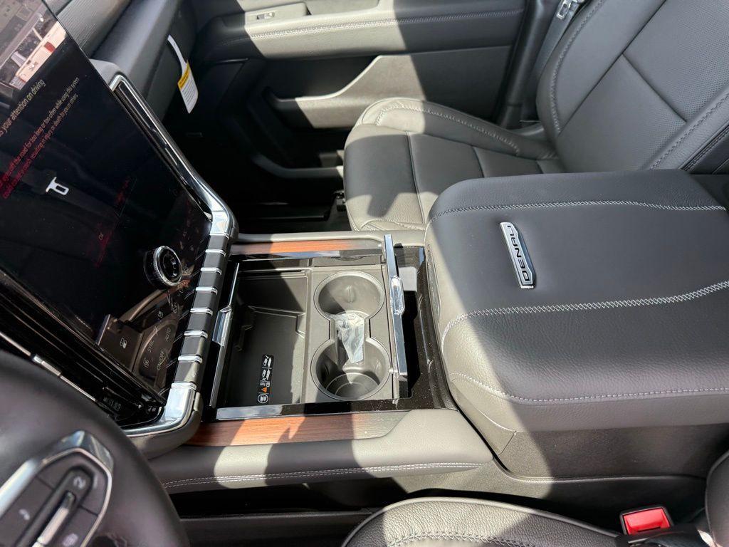 new 2025 GMC Yukon XL car, priced at $99,319