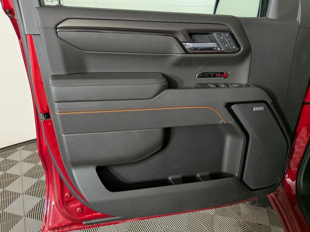 new 2025 GMC Sierra 1500 car, priced at $67,716