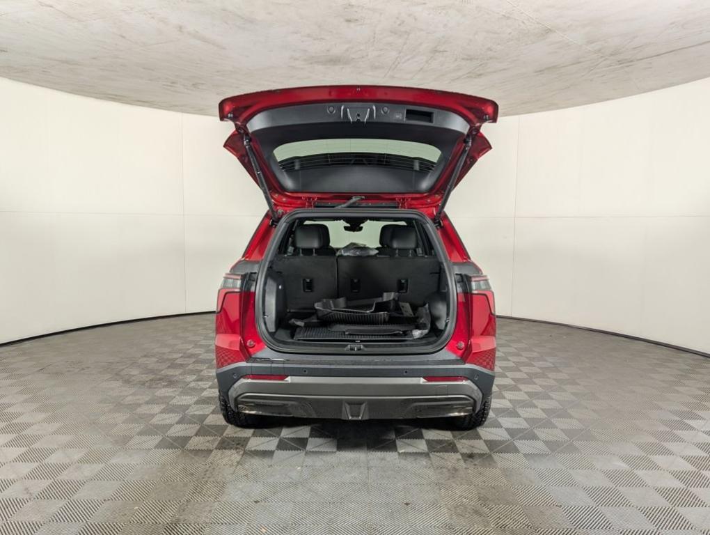 new 2026 Chevrolet Equinox car, priced at $39,493