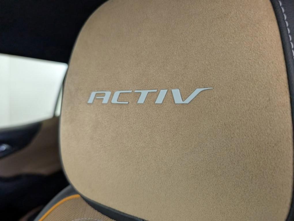 new 2026 Chevrolet Equinox car, priced at $39,493