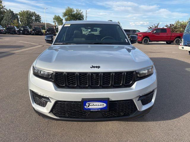 new 2025 Jeep Grand Cherokee car, priced at $50,704