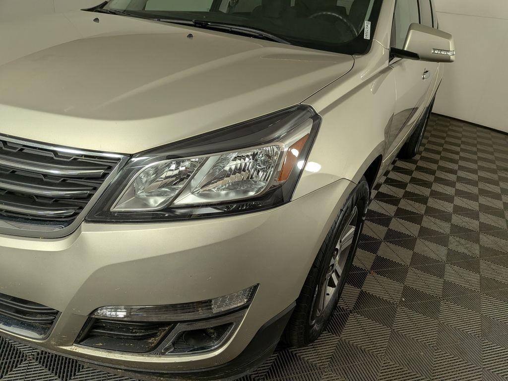 used 2016 Chevrolet Traverse car, priced at $13,488