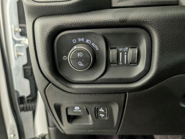 new 2025 Ram 1500 car, priced at $47,473