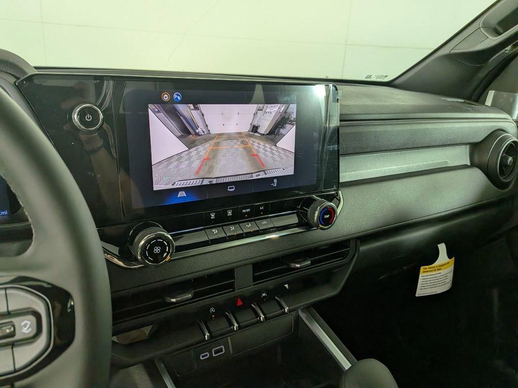 new 2025 Chevrolet Colorado car, priced at $39,134