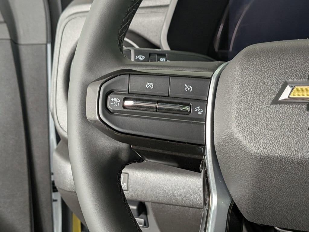 new 2025 Chevrolet Colorado car, priced at $38,134