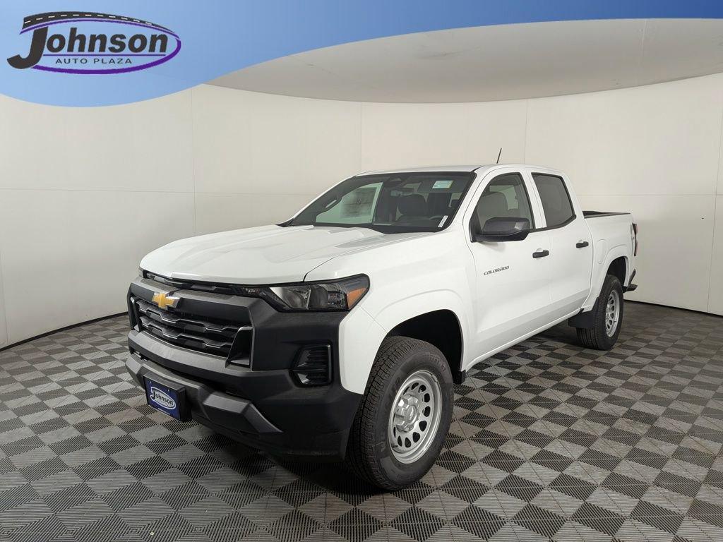 new 2025 Chevrolet Colorado car, priced at $39,134