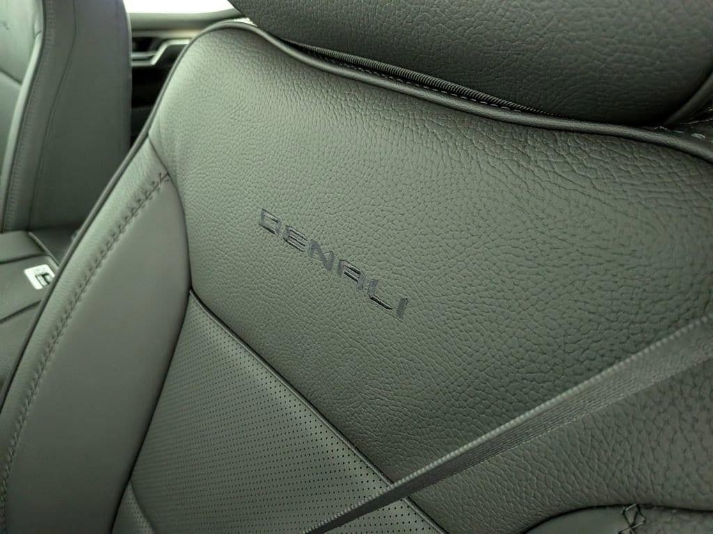 new 2025 GMC Sierra 1500 car, priced at $75,534