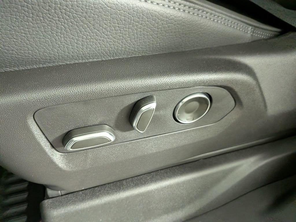new 2025 GMC Sierra 1500 car, priced at $75,534