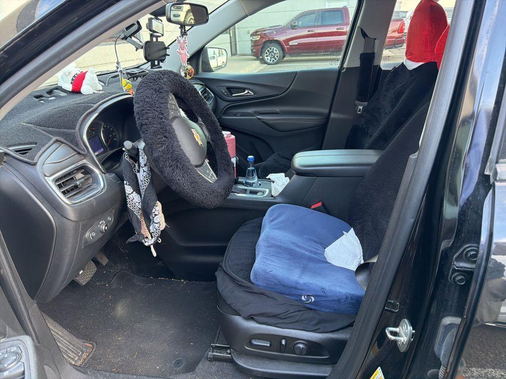 used 2021 Chevrolet Equinox car, priced at $22,488