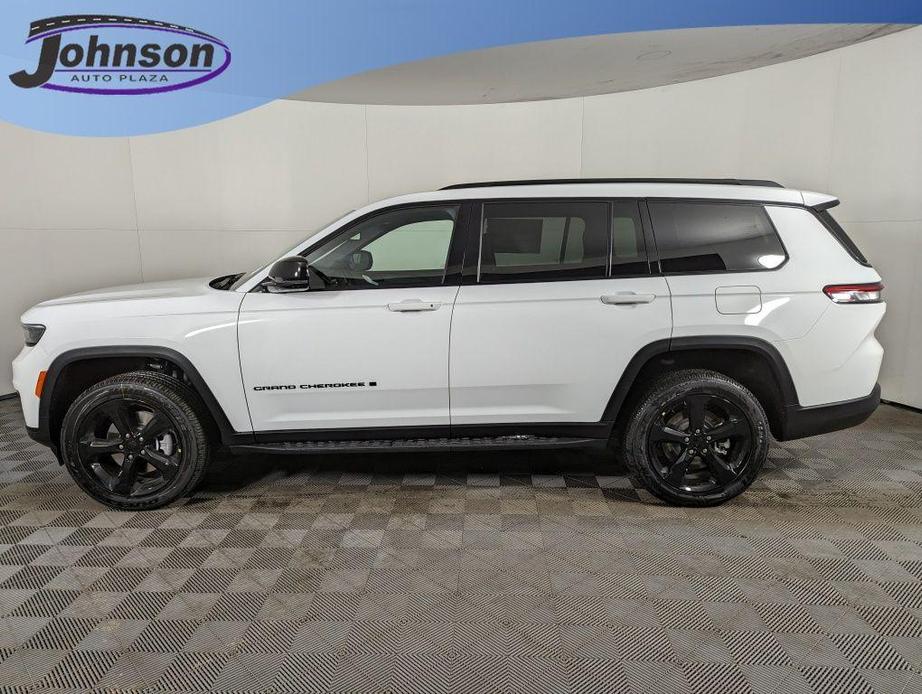 new 2024 Jeep Grand Cherokee L car, priced at $41,521