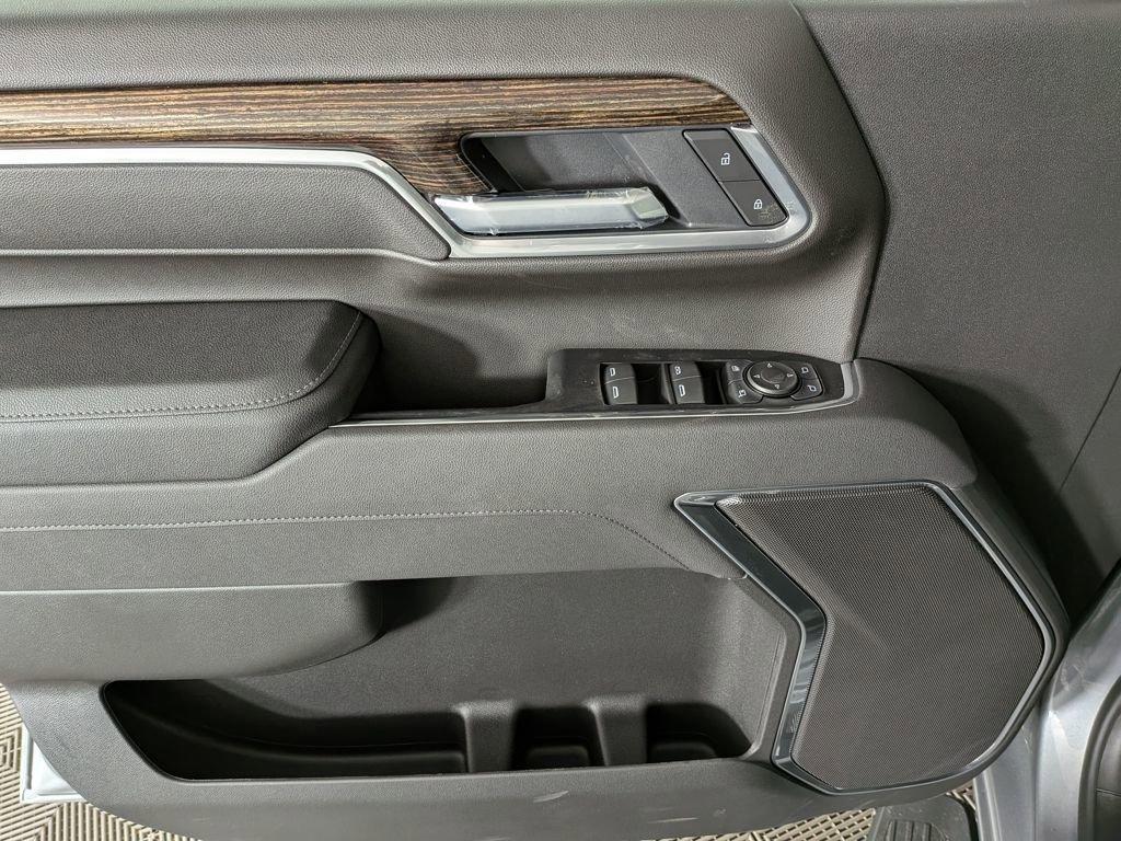 new 2026 GMC Sierra 2500 car, priced at $74,922