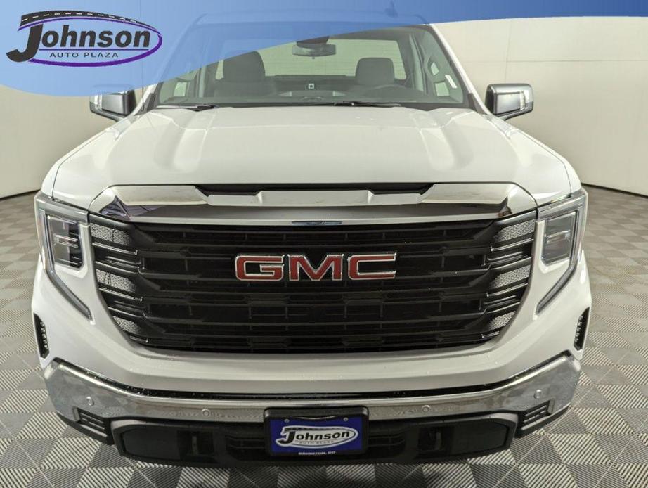 new 2024 GMC Sierra 1500 car, priced at $42,740