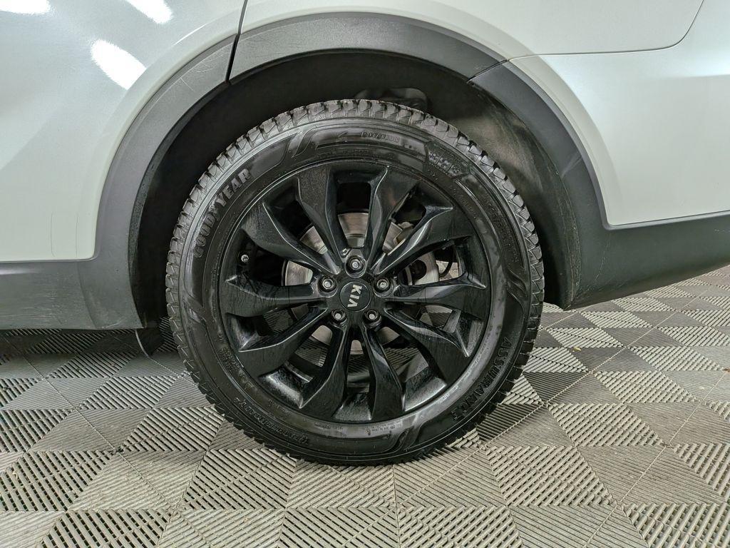 used 2020 Kia Sorento car, priced at $18,488