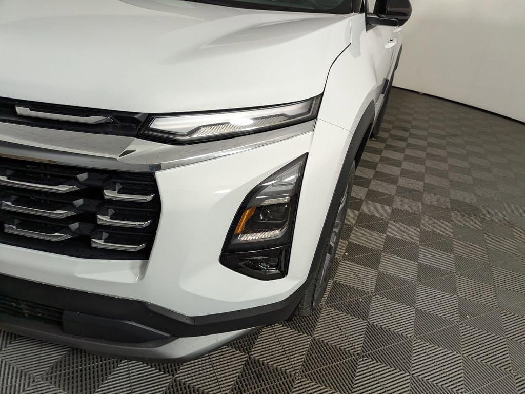 new 2026 Chevrolet Equinox car, priced at $34,474