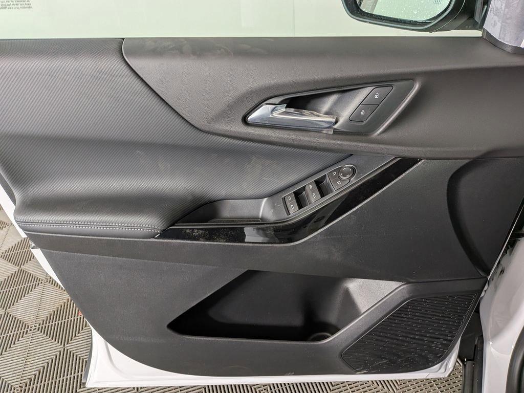 new 2026 Chevrolet Equinox car, priced at $34,474