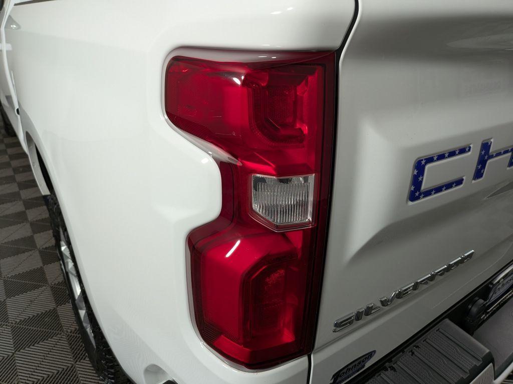 used 2022 Chevrolet Silverado 1500 car, priced at $42,488