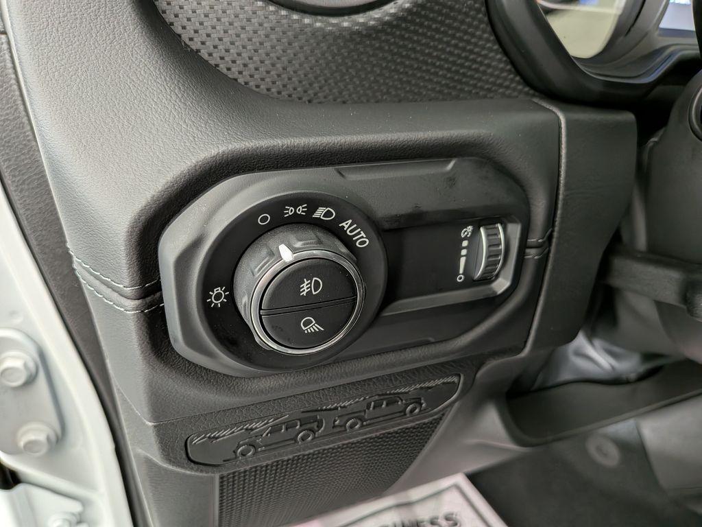 used 2025 Jeep Gladiator car, priced at $49,988