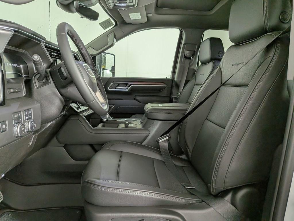 new 2025 GMC Sierra 3500 car, priced at $83,836