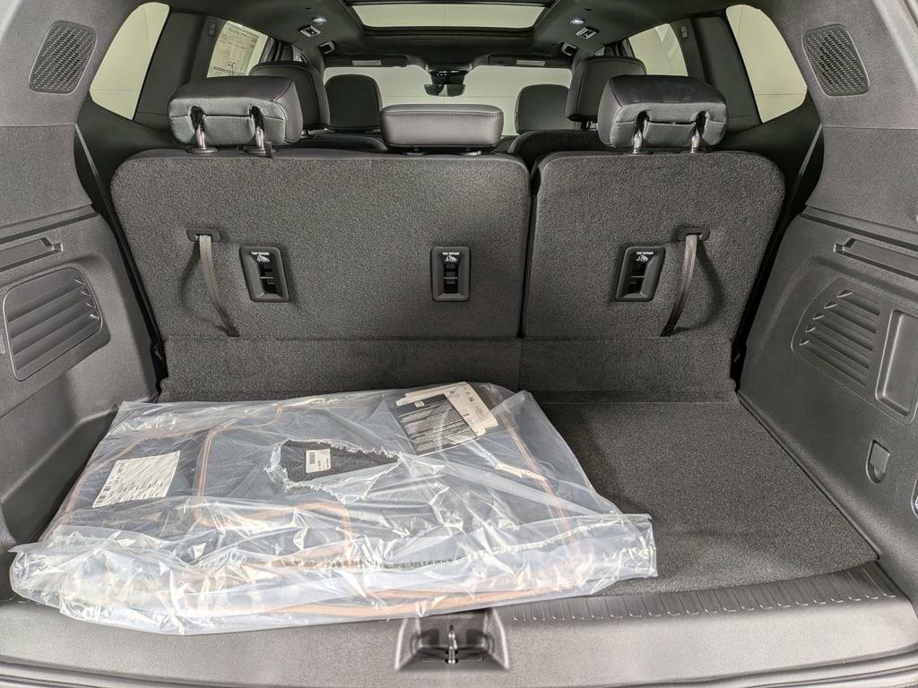 new 2025 GMC Acadia car, priced at $58,239