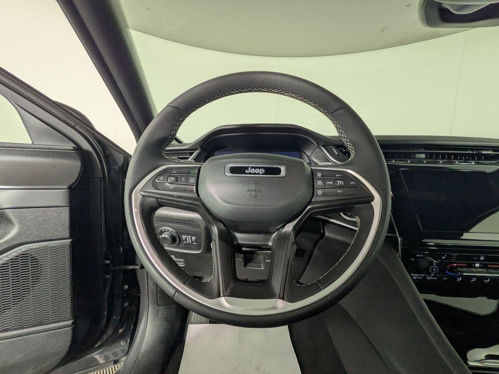 used 2024 Jeep Grand Cherokee car, priced at $34,988
