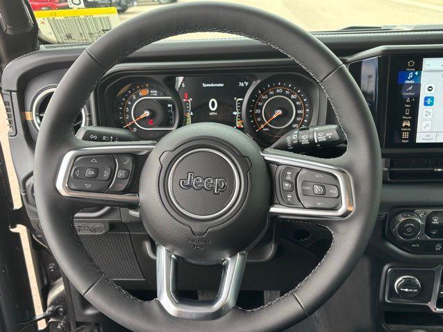 new 2025 Jeep Wrangler car, priced at $55,243