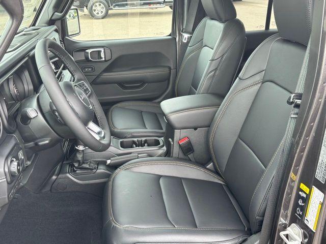 new 2025 Jeep Wrangler car, priced at $55,243