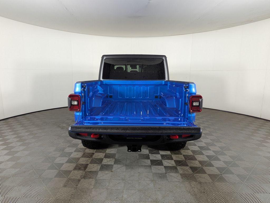 new 2025 Jeep Gladiator car, priced at $48,600